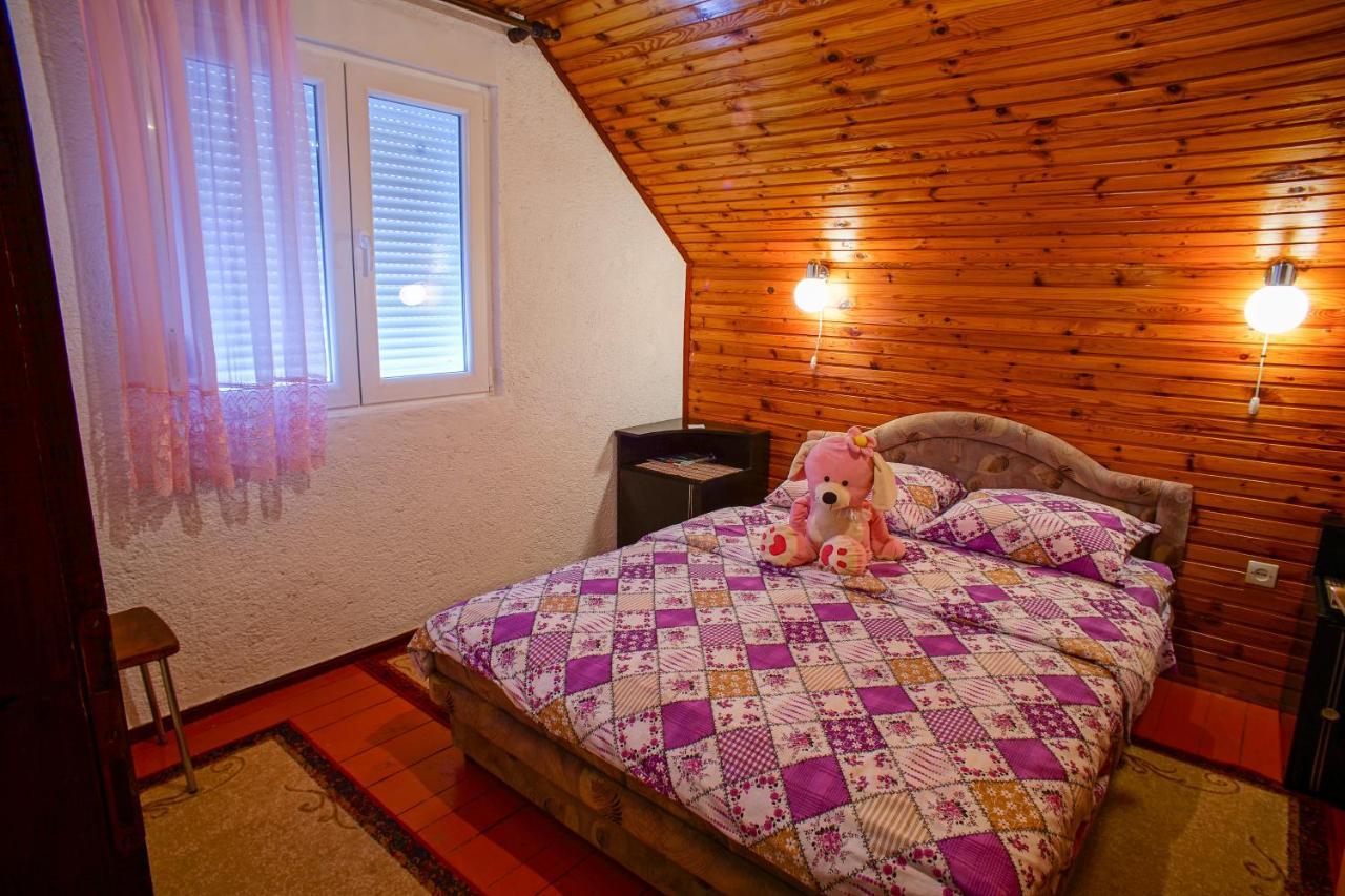 Lara Rooms Zabljak  Exterior photo