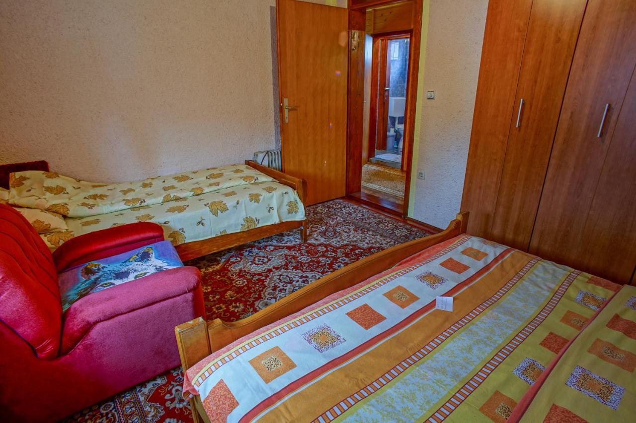 Lara Rooms Zabljak  Exterior photo
